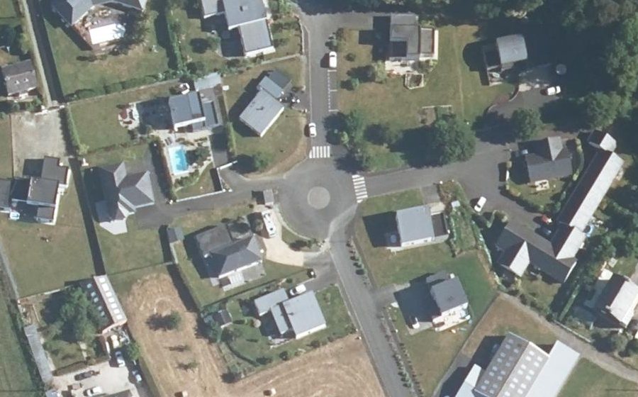 Vue aérienne du Mini-giratoire n°2303763457