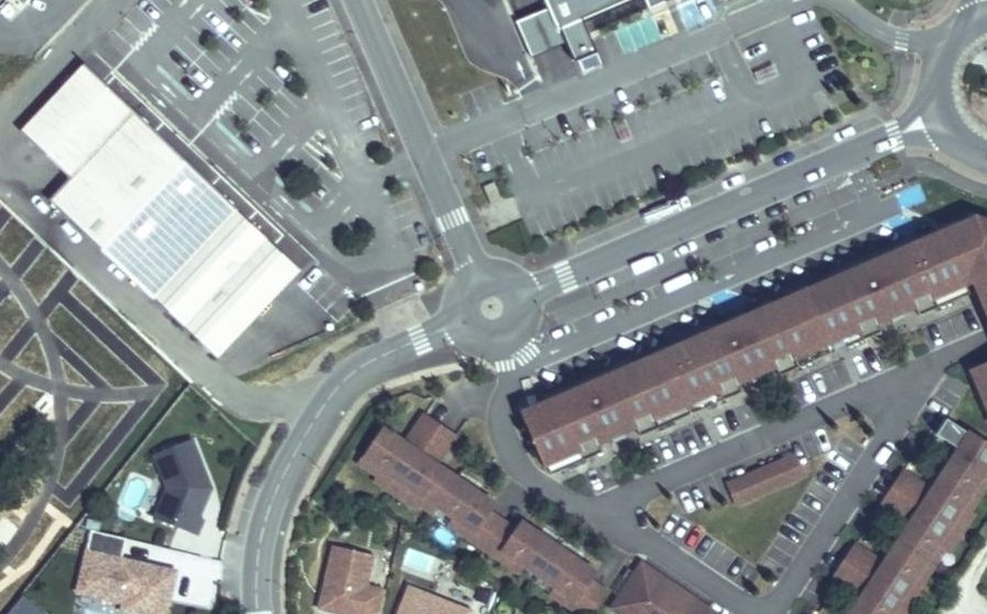 Vue aérienne du Mini-giratoire n°2321515819