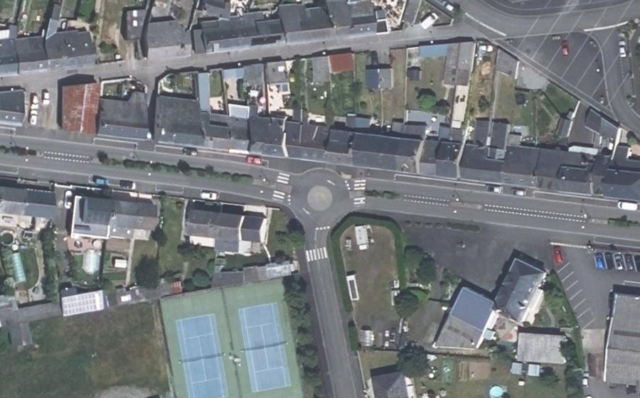 Vue aérienne du Mini-giratoire n°2354137773