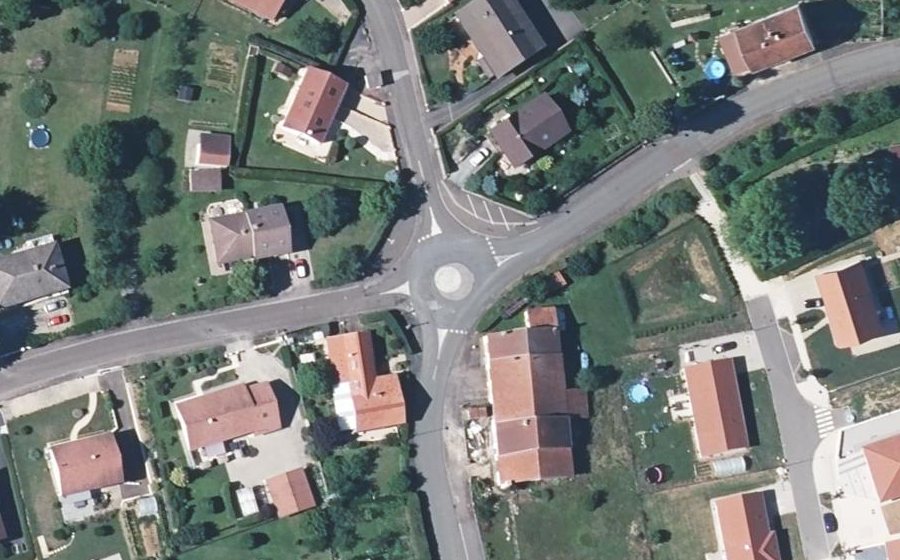 Vue aérienne du Mini-giratoire n°2366959032