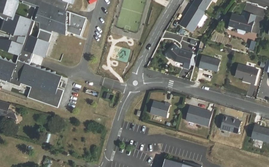 Vue aérienne du Mini-giratoire n°2375792464