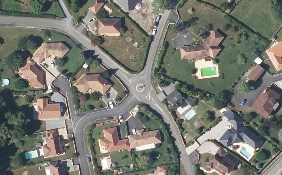 Vue aérienne du Mini-giratoire n°2384384369
