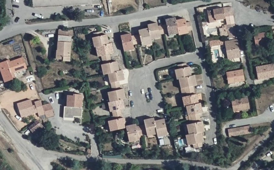 Vue aérienne du Mini-giratoire n°2384560570