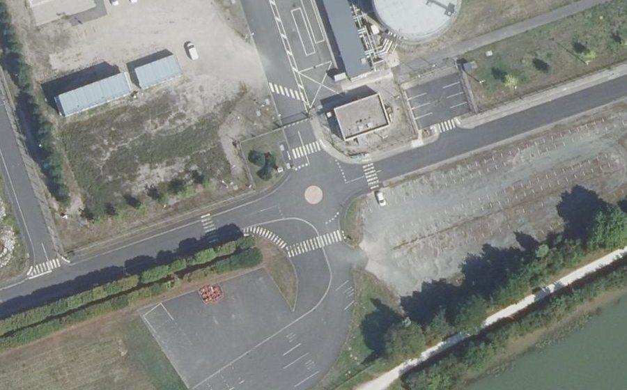 Vue aérienne du Mini-giratoire n°2388278583