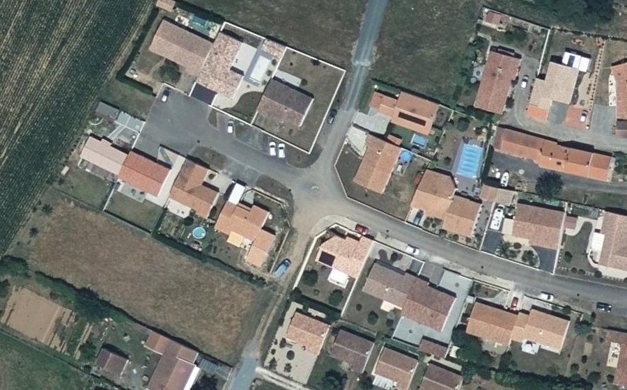 Vue aérienne du Mini-giratoire n°2392702833