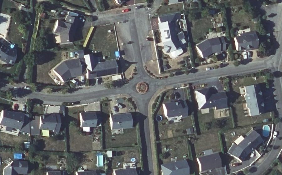 Vue aérienne du Mini-giratoire n°2396660873