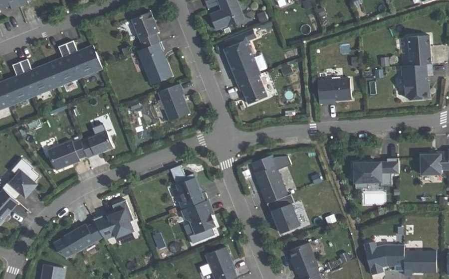 Vue aérienne du Mini-giratoire n°2400964038