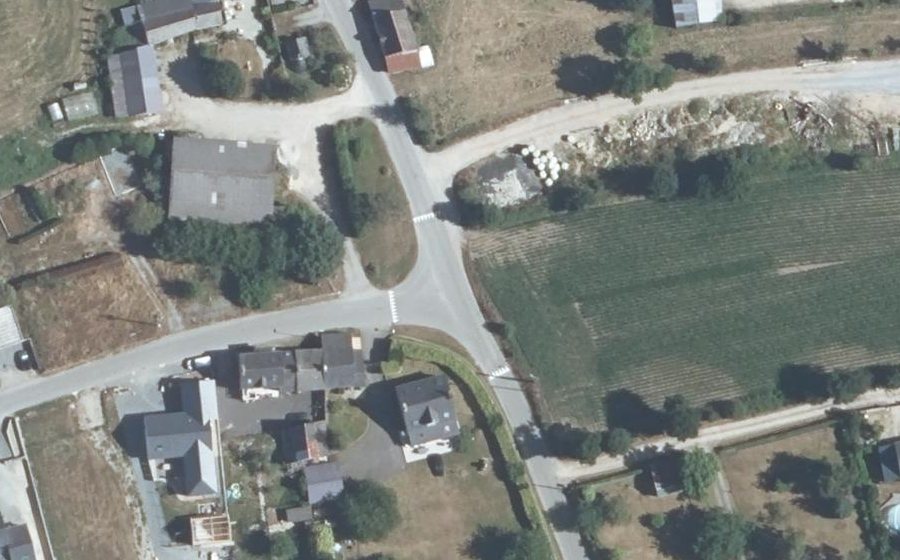 Vue aérienne du Mini-giratoire n°2402189332