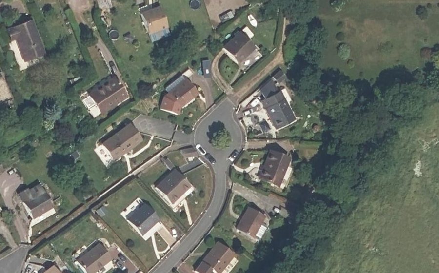 Vue aérienne du Mini-giratoire n°2411730189
