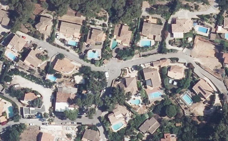 Vue aérienne du Mini-giratoire n°2418042294
