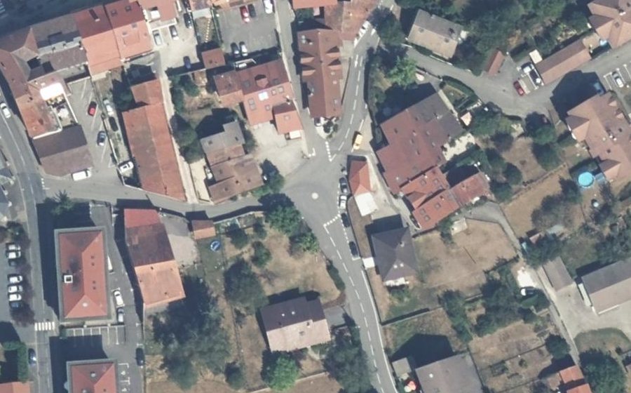 Vue aérienne du Mini-giratoire n°2431320235