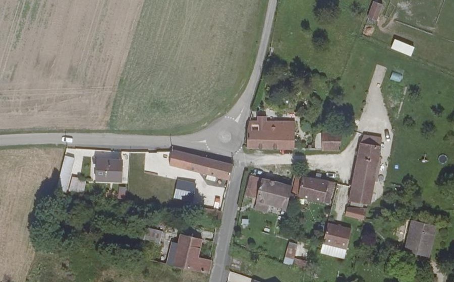 Vue aérienne du Mini-giratoire n°2466594187