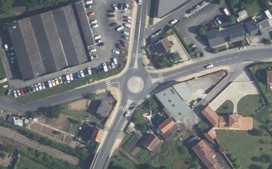 Vue aérienne du Mini-giratoire n°2472563853