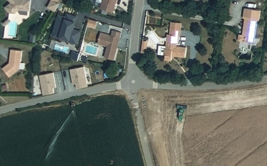 Vue aérienne du Mini-giratoire n°2484686406