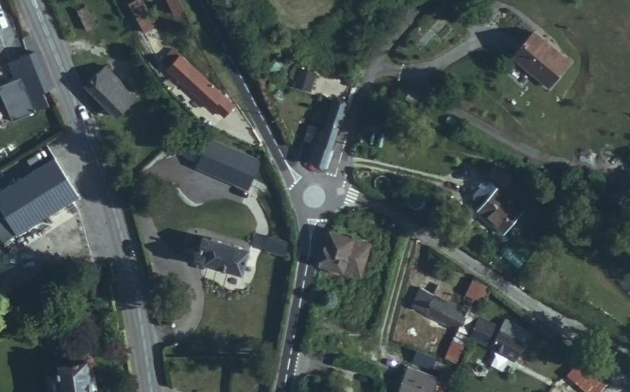 Vue aérienne du Mini-giratoire n°2485173612