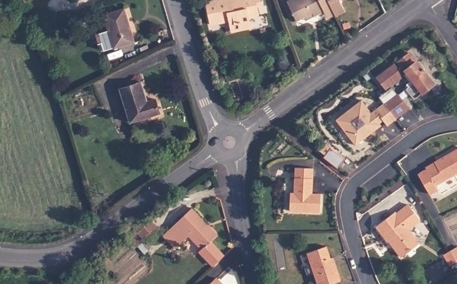 Vue aérienne du Mini-giratoire n°2485608412
