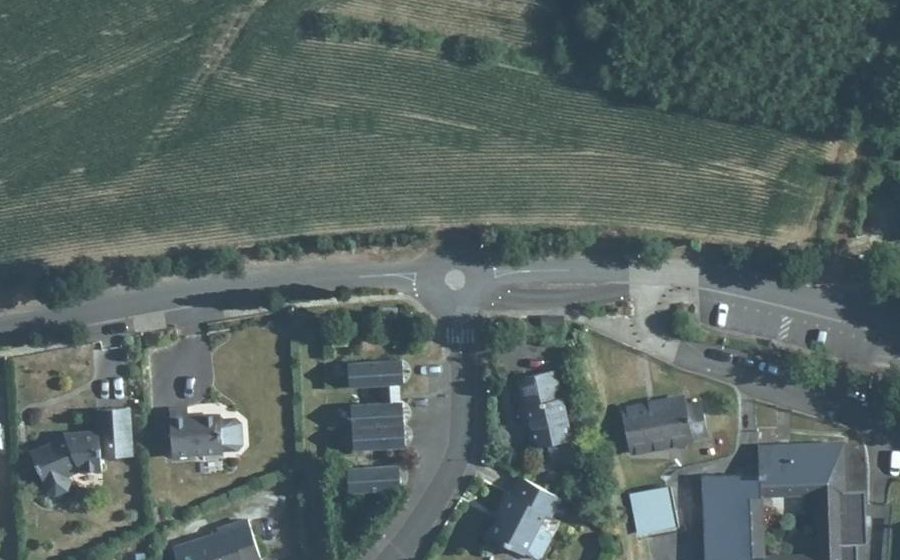 Vue aérienne du Mini-giratoire n°2495485640