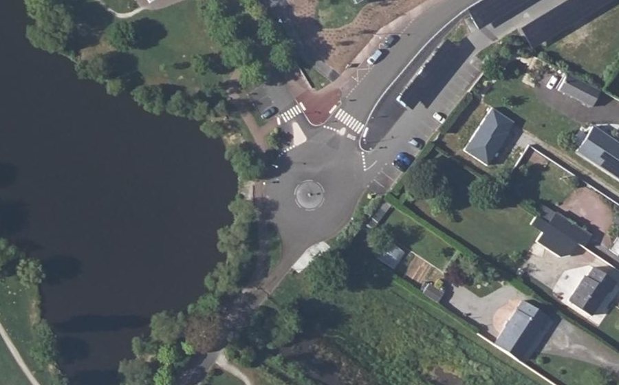 Vue aérienne du Mini-giratoire n°2497047114