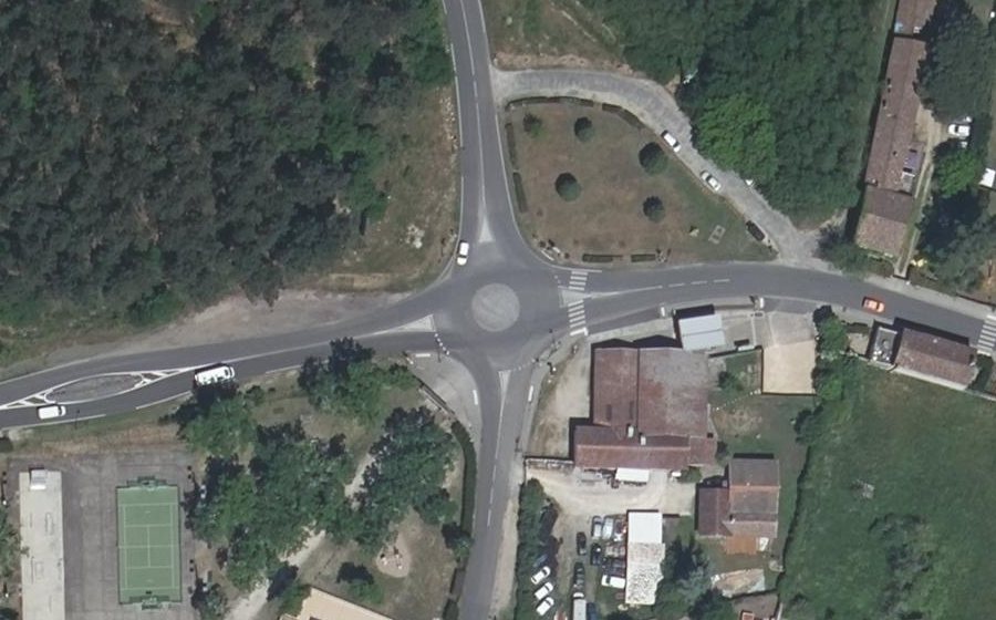 Vue aérienne du Mini-giratoire n°2506499730