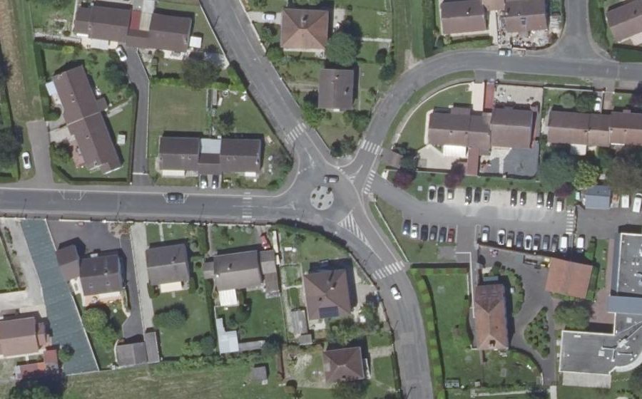 Vue aérienne du Mini-giratoire n°2511970834