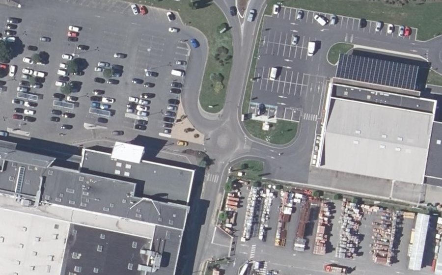 Vue aérienne du Mini-giratoire n°2541313721
