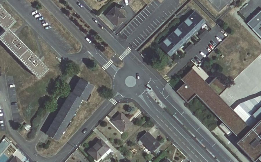 Vue aérienne du Mini-giratoire n°2547231377
