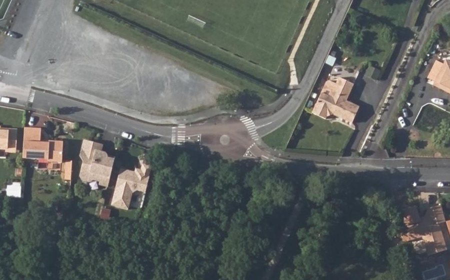Vue aérienne du Mini-giratoire n°2552533881