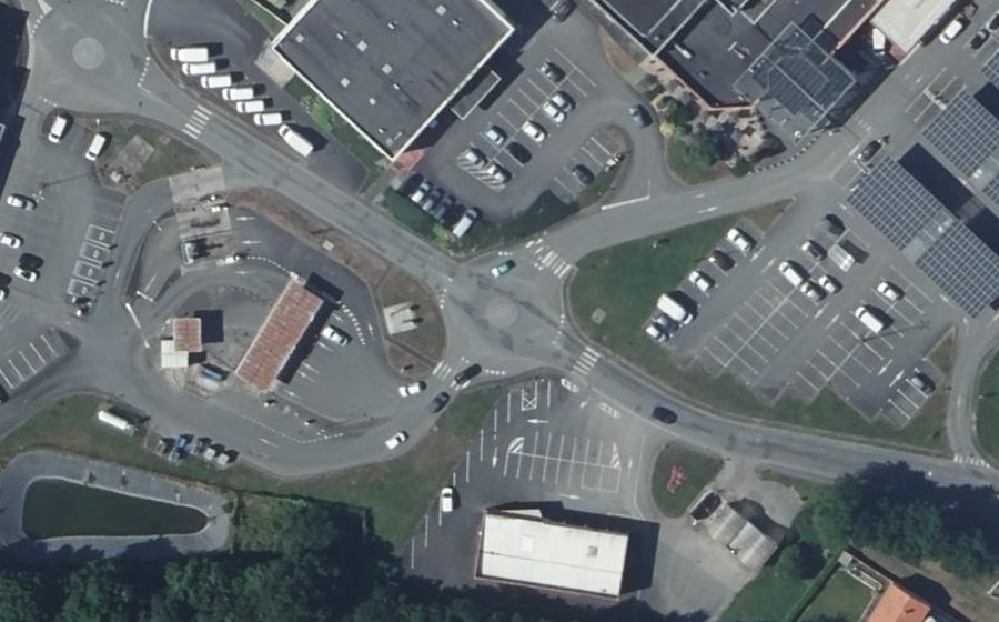 Vue aérienne du Mini-giratoire n°2572702473
