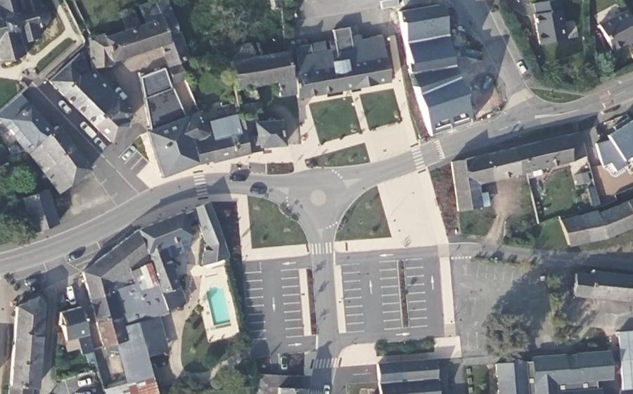 Vue aérienne du Mini-giratoire n°2604451594