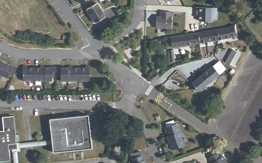 Vue aérienne du Mini-giratoire n°2608781079