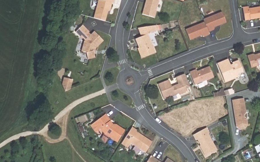 Vue aérienne du Mini-giratoire n°2620878096