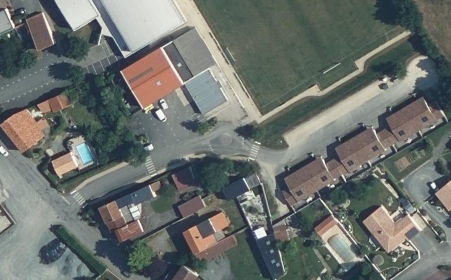 Vue aérienne du Mini-giratoire n°2645615609