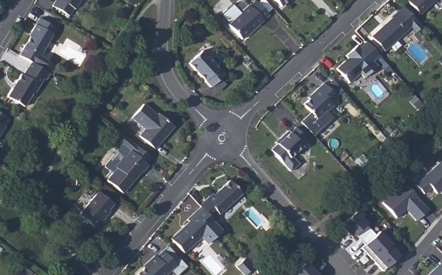 Vue aérienne du Mini-giratoire n°2651640275