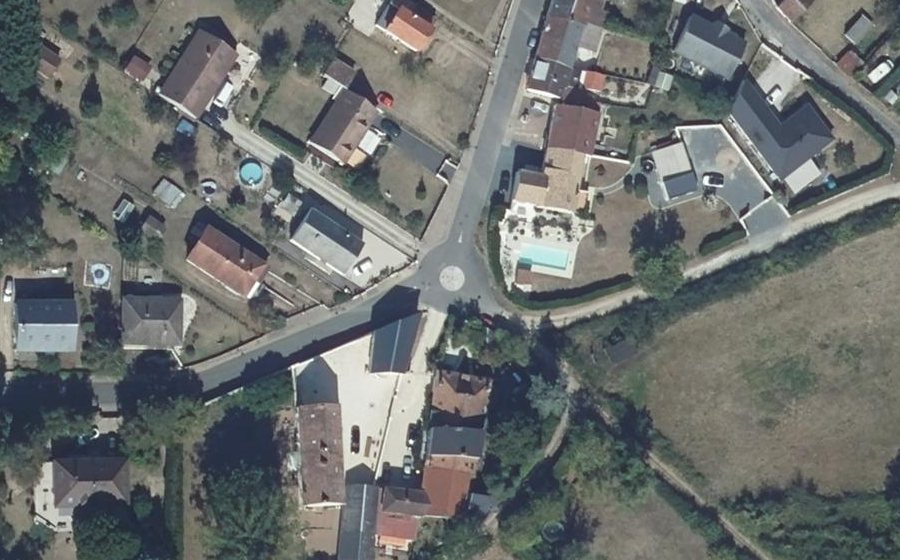 Vue aérienne du Mini-giratoire n°2667387409