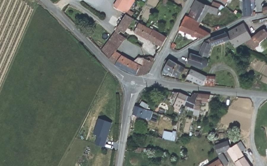 Vue aérienne du Mini-giratoire n°2667833018