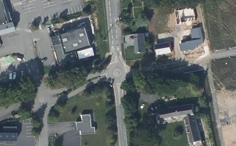 Vue aérienne du Mini-giratoire n°2811145742
