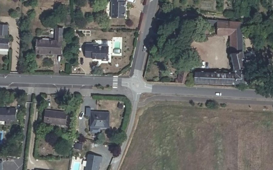 Vue aérienne du Mini-giratoire n°2932652965