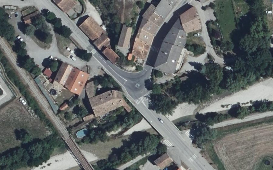 Vue aérienne du Mini-giratoire n°3021911373