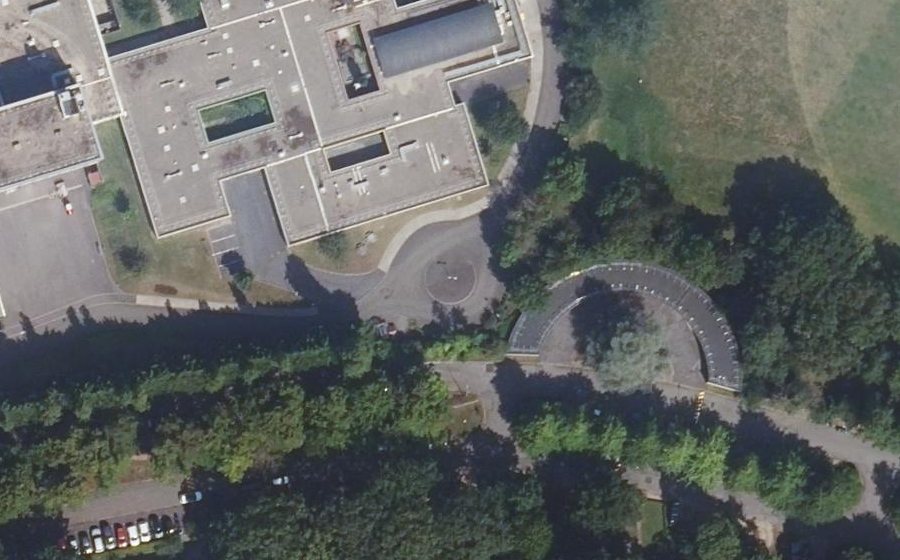 Vue aérienne du Rond-point anonyme n°1030285613