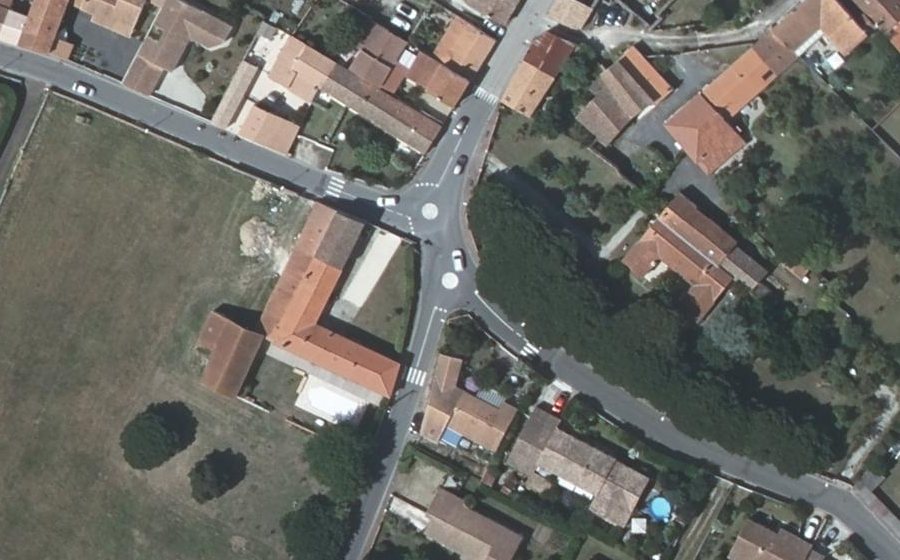 Vue aérienne du Mini-giratoire n°3041183509