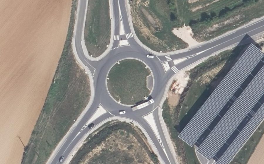 Vue aérienne du Rond-point anonyme n°1031300059