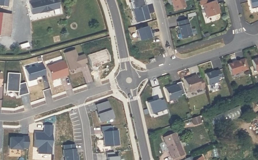 Vue aérienne du Mini-giratoire n°3208454589