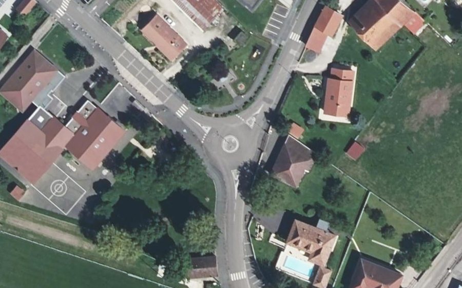Vue aérienne du Mini-giratoire n°3294494057