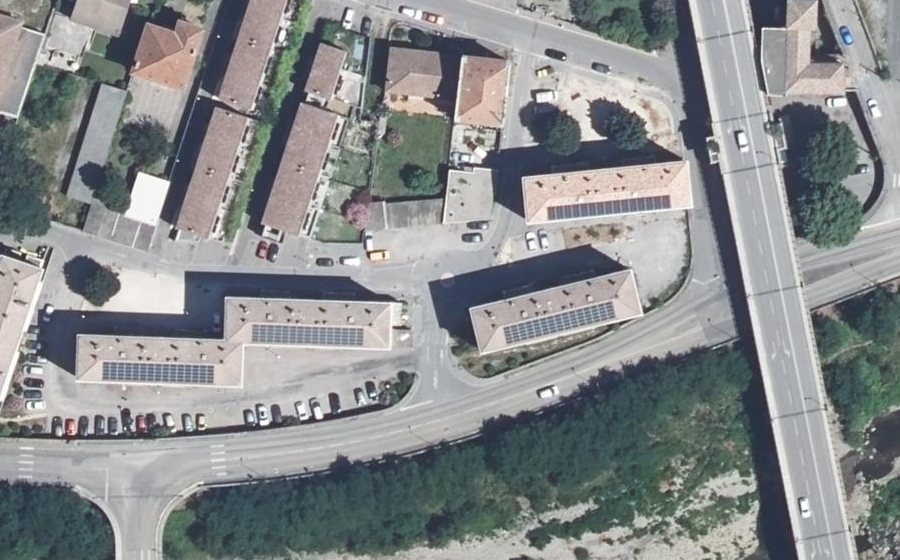 Vue aérienne du Mini-giratoire n°3323713918