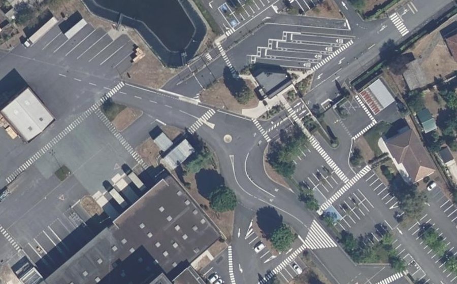 Vue aérienne du Mini-giratoire n°3330117090