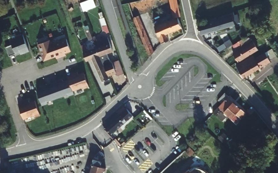 Vue aérienne du Mini-giratoire n°3333684383