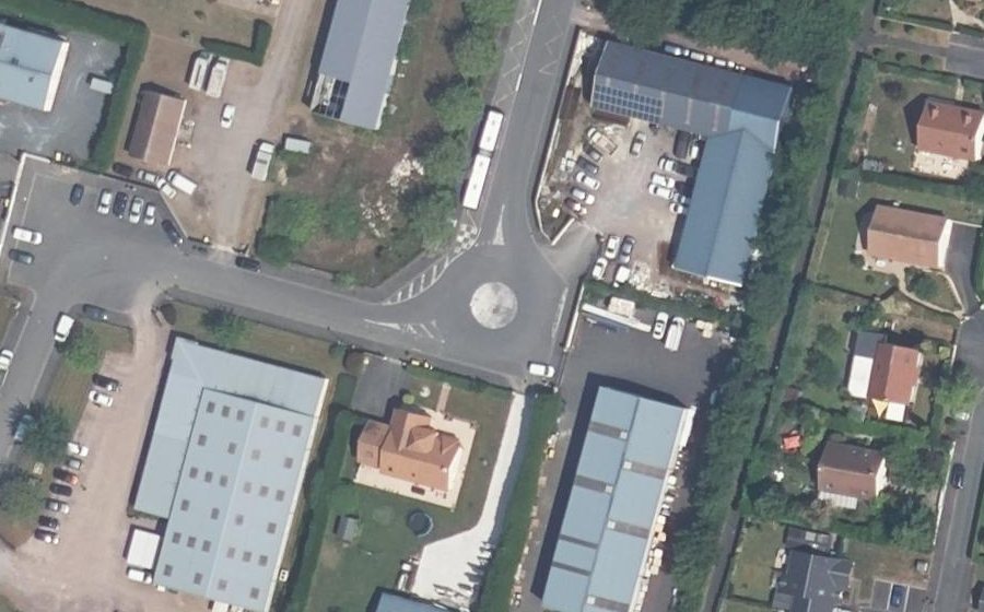 Vue aérienne du Mini-giratoire n°3335876076