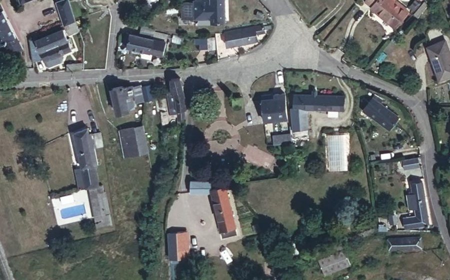 Vue aérienne du Mini-giratoire n°3380349923