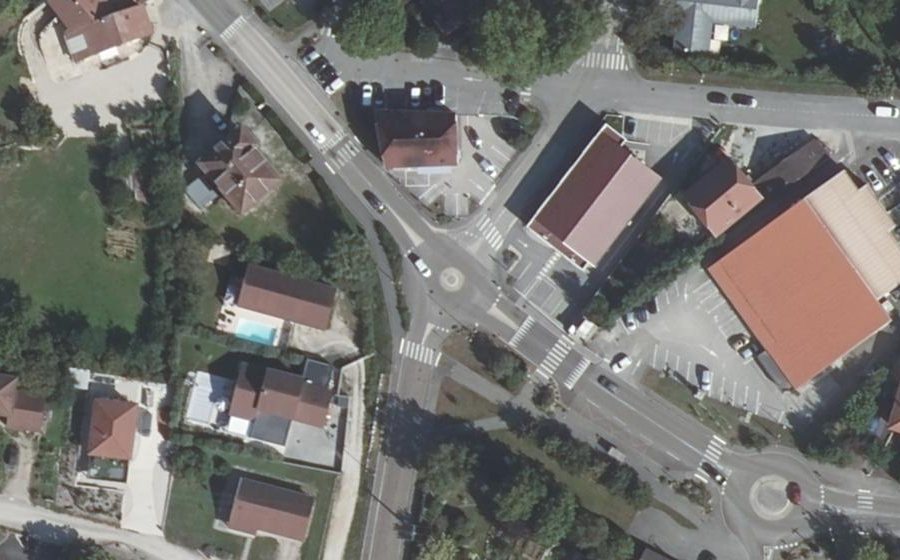 Vue aérienne du Mini-giratoire n°3417456368