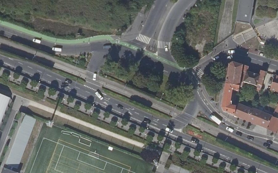 Vue aérienne du Rond-point anonyme n°10344558